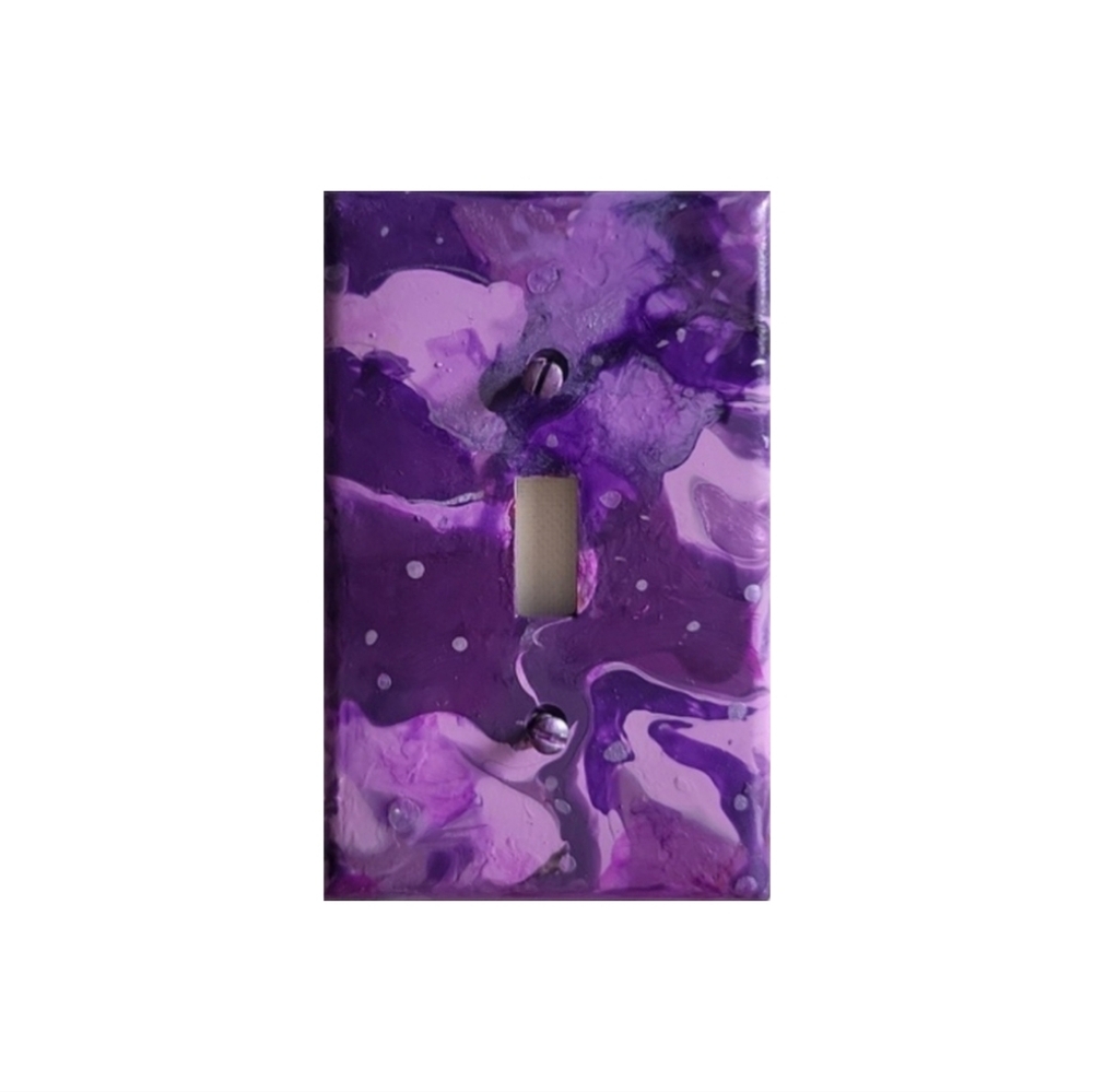 Hand Crafted Purple Abstract Design Single Toggle Light Switch Plate - Picture 2 of 2